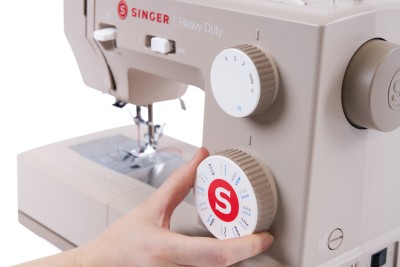 Singer-HD4523-keuzeknoppen rubber
